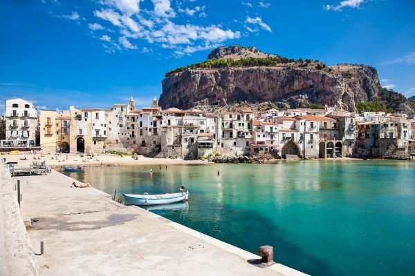 Sicily with kids: Cefalu view