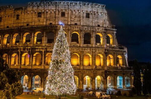 Italy in december: christmas tree in Rome
