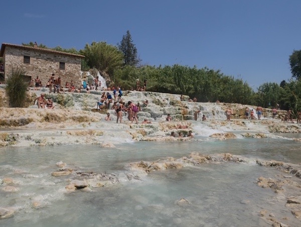 saturnia hot springs