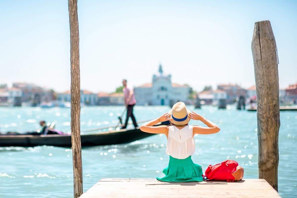 ros Elendig hval What to wear in Venice: packing list + how to pack for Venice for comfort  and style | Mama Loves Italy