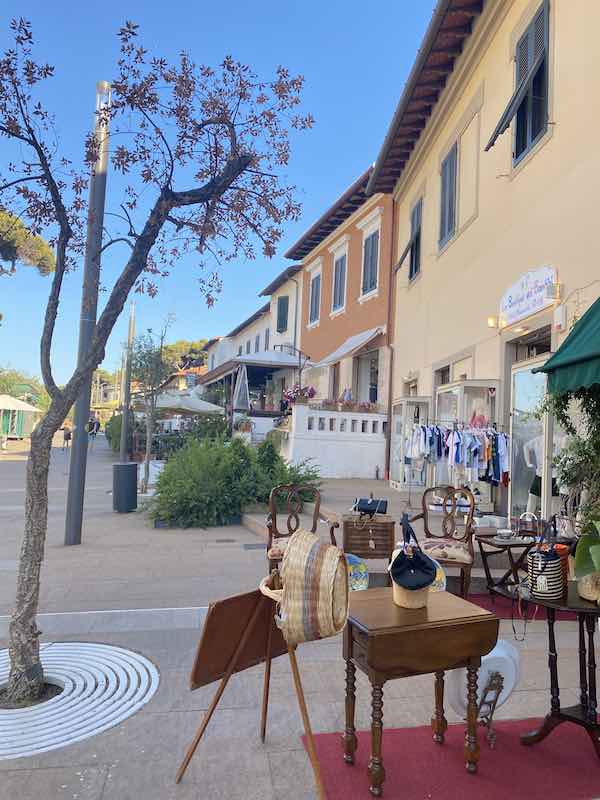 Castiglioncello main street