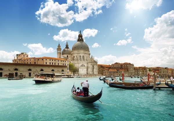 How to Get Around in Venice (gondola, vaporetto ferry, water taxi