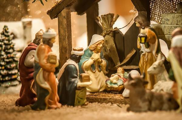 Italian nativity scene made with carved figurines