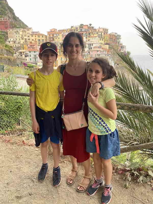 family in cinque terre