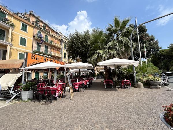 Cafes in Arenzano