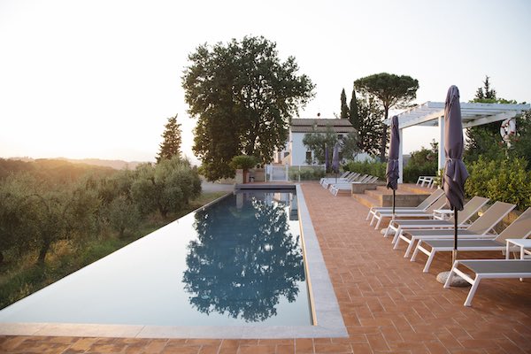 Tenuta chiudendone pool